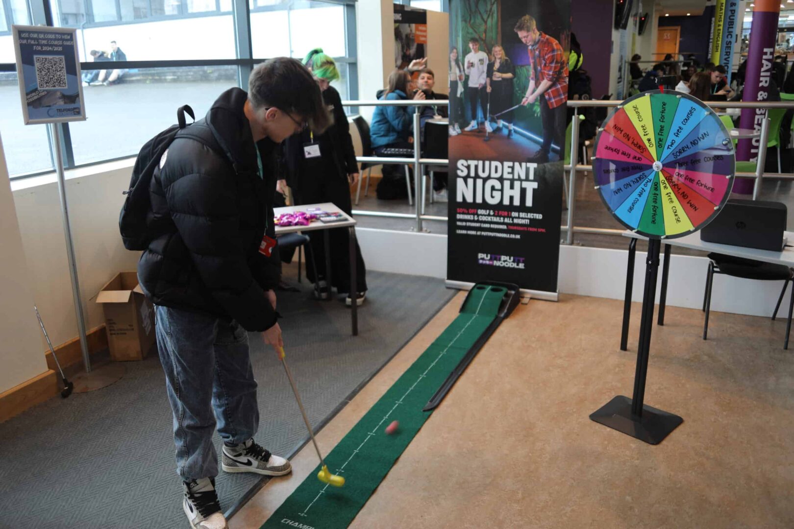 Mini Golf Putt Challenge​